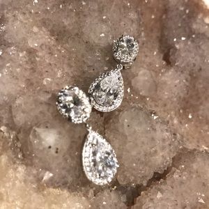 Cubic Zirconium Stud Teardrop Earrings-925